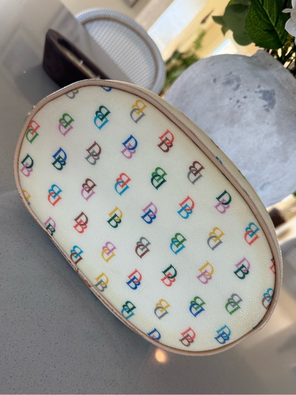 Dooney & Bourke vintage color monogram shoulder bag - Picture 9 of 15